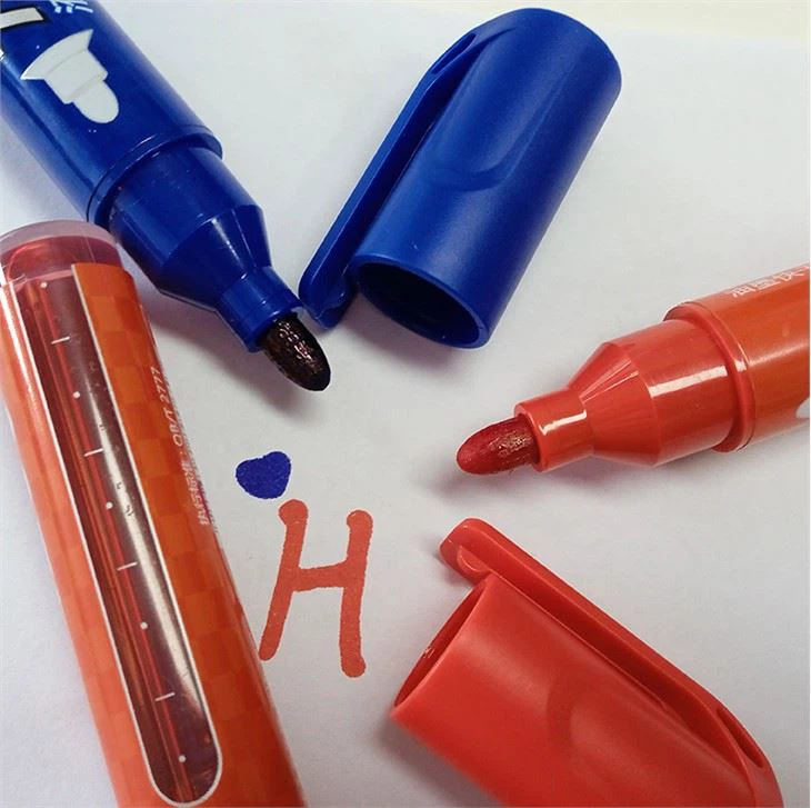 Blue Bullet Tip Permanent Marker made in China