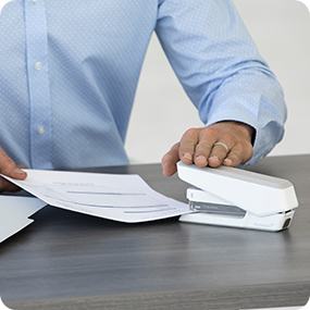 Different types outlet paper staplers